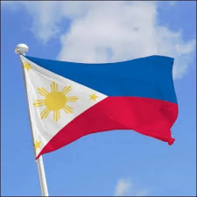 En temps de guerre, le drapeau des Philippines est hissé à l'envers.