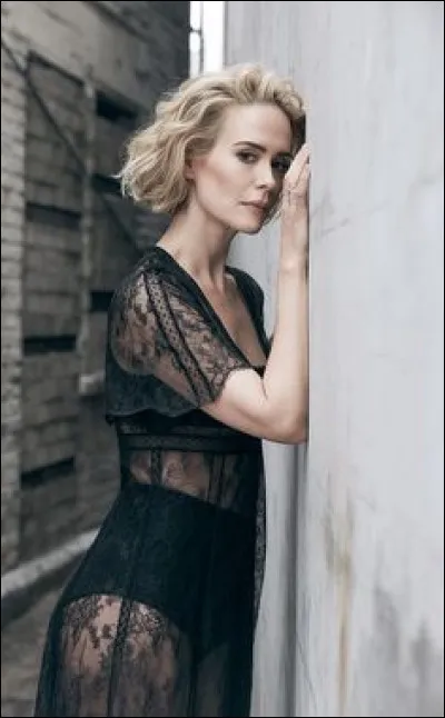 Sarah Paulson joue un des personnages principaux dans toutes les saisons sauf une, laquelle ?