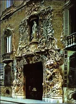 Le mot 'rococo' vient du mot 'rocaille'.