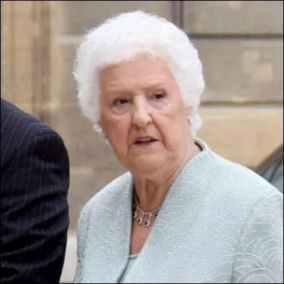 Comment s'appelle sa mère ?