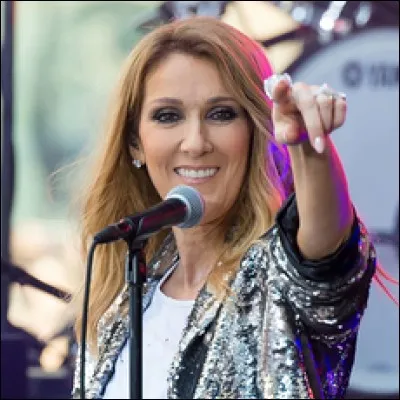 Elle s'est fait connaître en France avec "D'Amour ou d'Amitié", en ...