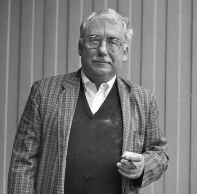 Ayant collaboré avec Roland Topor, Mbius ou encore Philippe Caza, ce réalisateur d'animation français est connu pour ses films principalement de science-fiction, souvent sombres et possédant une portée philosophique très marquée.
Il a notamment adapté plusieurs uvres de l'écrivain français Stefan Wul. Comment se nomme ce réalisateur ?