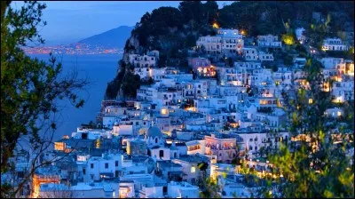 En 1965, pour Hervé Vilard, "Capri, c'est fini".