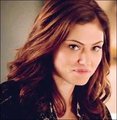 Qui est venu de Mystic Falls pour enlever Hayley ?