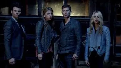 Elijah, Rebekah et Freya s'inquiètent-ils de la fuite de Klaus ?