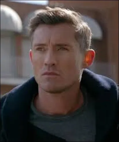 Quels sont les animaux qui représentent Elijah, Klaus selon Finn ?