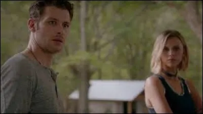 Pourquoi Klaus invite-t-il Freya ?
(2 réponses)