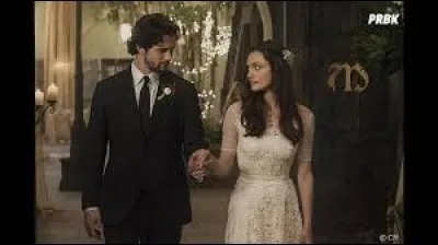 Que découvrent Hayley et Jackson ?