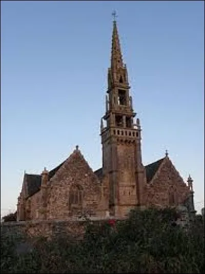 Village breton, dans l'arrondissement de Morlaix, Loc-Éguiner se situe dans le département ...