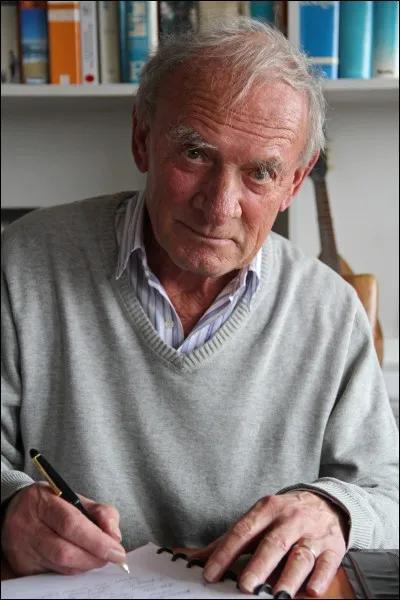 Par qui a été créé le personnage de fiction milliardaire, Largo Winch ?