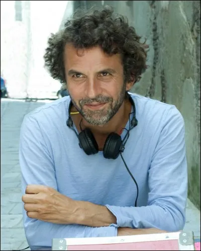 Qui est le réalisateur ?