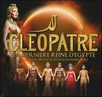 2009 : ''Cléopâtre, la dernière reine d'Égypte'' a été mis en scène par un chorégraphe qui s'est fait connaître du grand public grâce à sa participation à la Star Academy. Quel est son nom ?