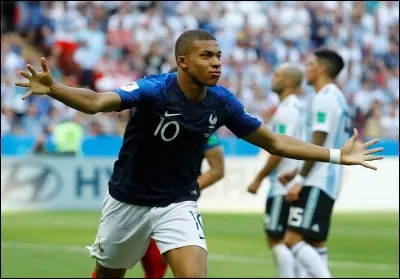 Combien de buts Mbappé a-t-il marqués durant ce Mondial ?