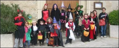 Que font les enfants à Halloween ?