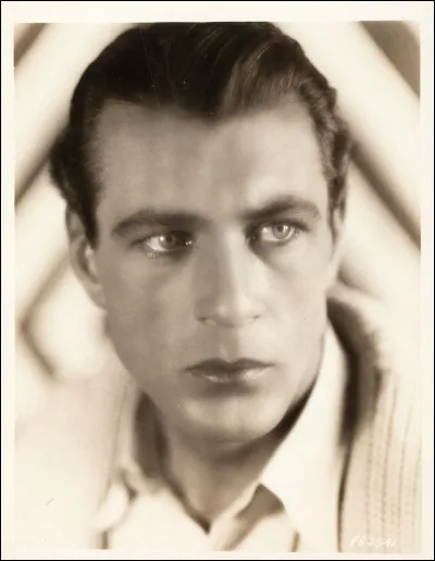 Le véritable nom de l'acteur américain Gary Cooper est Frank James Cooper.