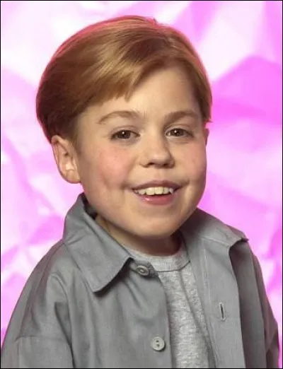 Il a joué dans "Le Grinch" en 2000 et est décédé en 2002. Comment s'appelle-t-il ?