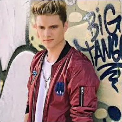 Quel est le nom de famille de l'acteur prénommé Lionel ?