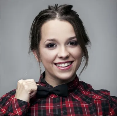 Quel est le nom de famille de l'actrice prénommée Ana ?