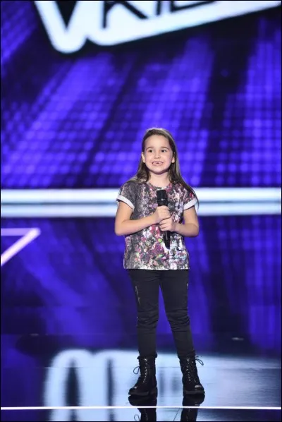 Comment s'appelle cette jeune fille qui a participé à "The Voice Kids" ?