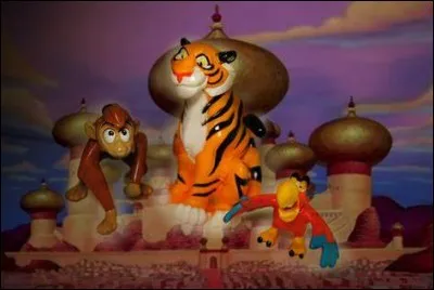Comment se nomment les animaux de compagnie de Jafar, d'Aladin et de Jasmine ?