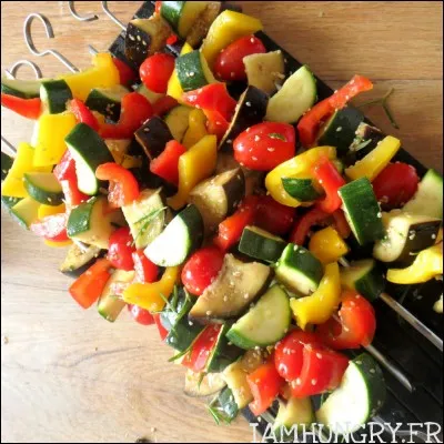 Comment mange-t-elle ?