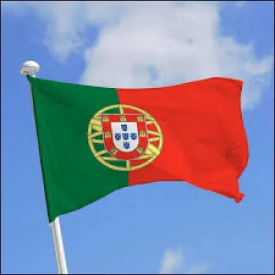 L'ancien drapeau du Portugal était rouge et jaune.