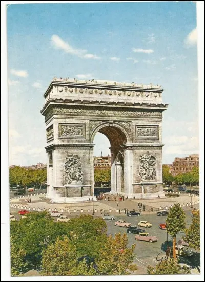 Pour atteindre la terrasse, il faut gravir combien de marches ?