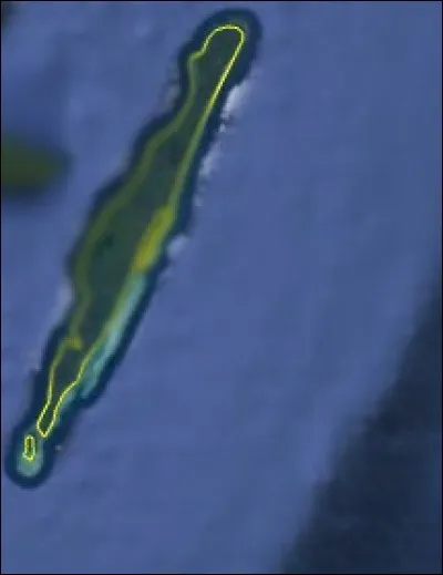 Comment se nomme cette île qui se situe près de la côte est de Madagascar ?