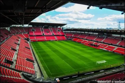Où se trouve ce stade ?
Ville d'une capacité de 218 935 habitants où l'on peut admirer la cathédrale Saint-Pierre et le Parlement de Bretagne.