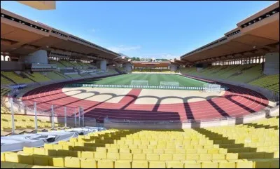 Où se trouve ce stade ?
Ville d'une capacité de 37 310 habitants où l'on peut visiter le casino de Monte-Carlo.