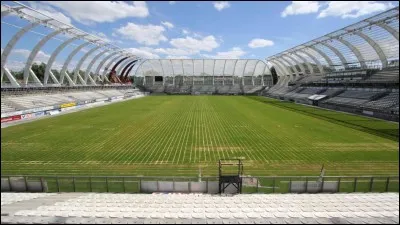 Où se trouve ce stade ?
Ville d'une capacité de 131 265 habitants où l'on peut voir la cathédrale Notre-Dame et la tour Perret.