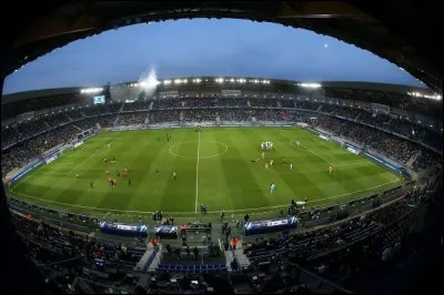 Où se trouve ce stade ?
Ville d'une capacité de 4 030 habitants où l'on peut admirer le musée de l'aventure Peugeot, le pavillon des Sciences et le château de Montbéliard.