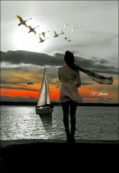 Gilbert Bécaud décrivait l'automne en chantant "Quand les voiliers sont dévoilés et que la plage tremble sous l'ombre d'un automne dé-bronzé" De quel mois parlait-il "où l'on peut vivre pour de vrai" ?