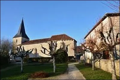 Commune de l'ancienne région Limousin, dans l'arrondissement de Rochechouart, Javerdat se situe dans le département ...