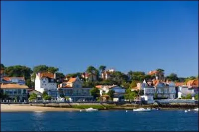 Petit détour par Arcachon (Gironde), ville où les habitants portent le gentilé ...