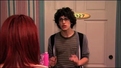 Comment s'appelle ce jeune garçon ?