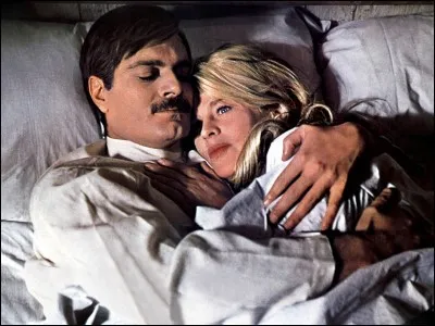 Quel mélodrame historique italo-américain, avec Julie Christie dans le rôle de Lara, réalisé par David Lean est l'adaptation du roman de Boris Pasternak ?