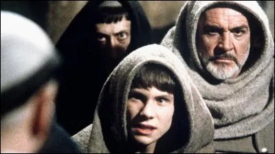 Quel drame historique, réalisé par Jean-Jacques Annaud, sorti en 1986, est l'adaptation cinématographique du roman éponyme d'Umberto Eco qui met en scène Sean Connery dans le rôle de Guillaume de Baskerville ?