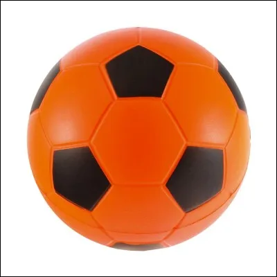 Eugénie de Montijo a-t-elle pu jouer au football ?