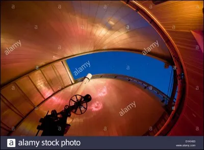 Nicolas Copernic a pu visiter un observatoire.