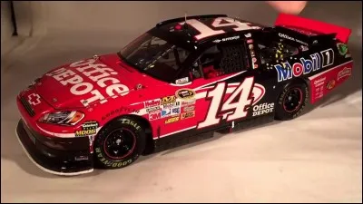 Qui pilote la voiture #14 ?