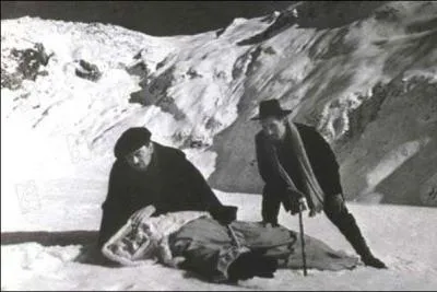 Dans l'assassinat du Pre Nol de Christian Jaque, quel grand acteur retrouve-t-on ?