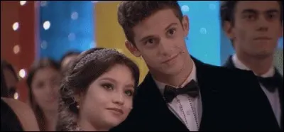 Quelle chanson chantent Luna et Matteo dans la saison 1 ?