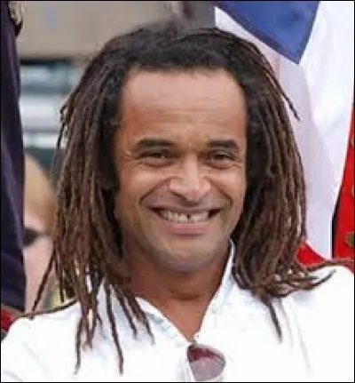 Que dit Yannick Noah dans le refrain de ''La Voix des sages''