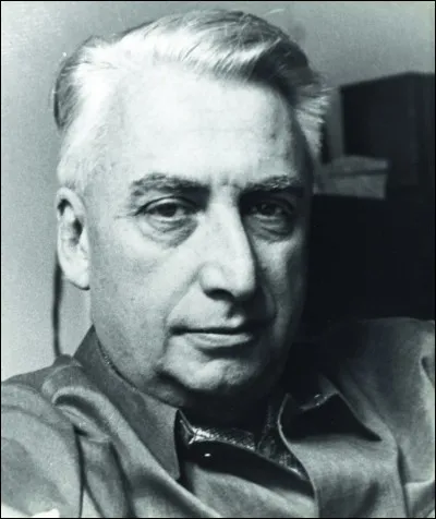 "Ce que cache mon langage, mon corps le dit. Mon corps est un enfant entêté, mon langage est un adulte très civilisé"
Dans quel livre pouvons-nous trouver cette citation de Roland Barthes ?