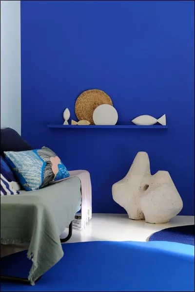 "Blue Suede Shoes" est le titre d'une chanson de Carl Perkins.