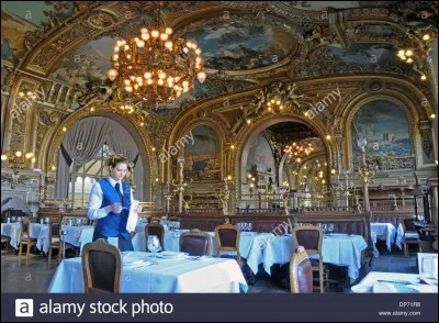 "Le Train bleu" est un roman policier signé Kate Atkinson.