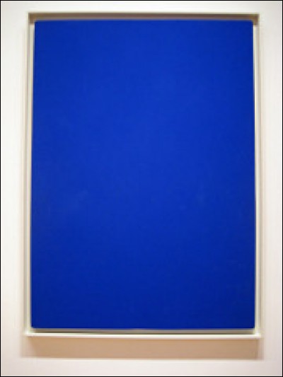 Yves Klein a peint "IKB 3 - Monochrome bleu".