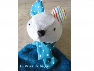 "La Souris Bleue" est un roman policier d'Agatha Christie.