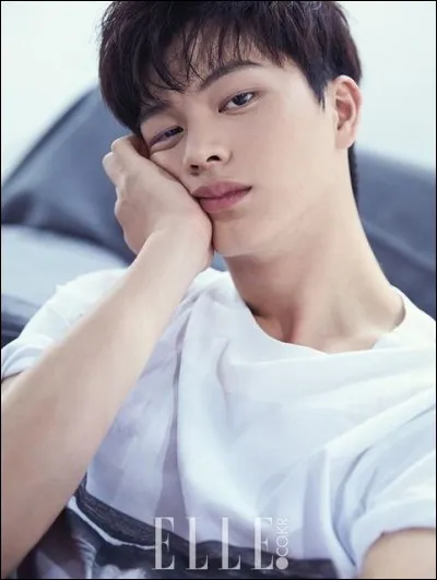 Dans quel drama n'a-t-il pas joué ?